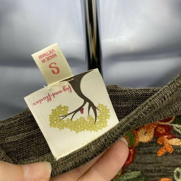 Fig & Flower Anthropologie Button down cardigan fl - Picture 5 of 6